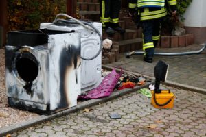 Feuerwehr Marpingen rückt zum Kellerbrand aus - Blaulichtreport-Saarland