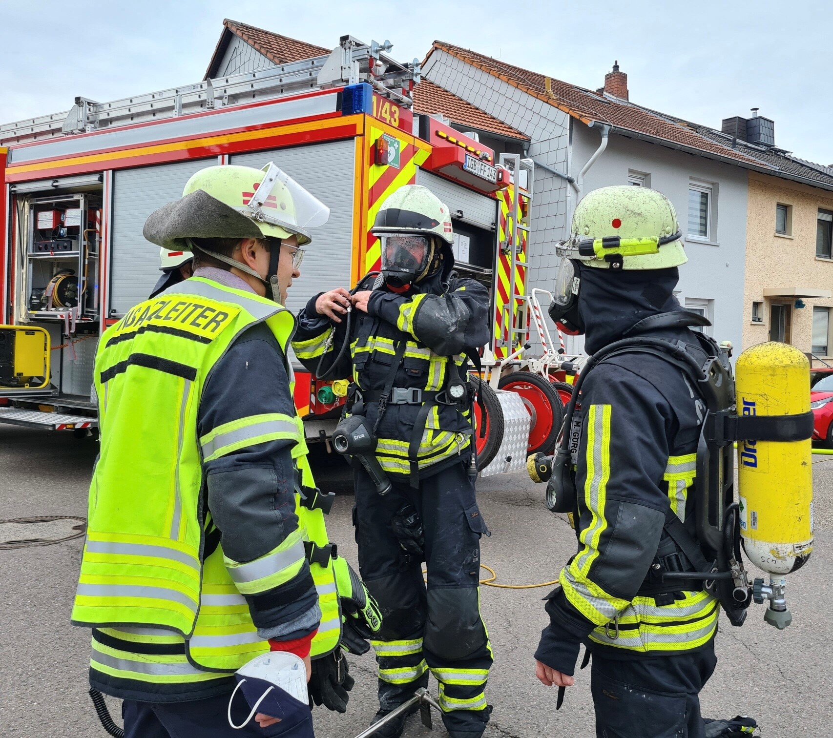 Wohnhausbrand in St Ingbert Bewohner bei heldenhafter Löschaktion