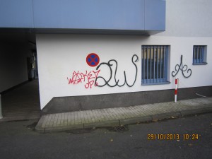 Dreiste Graffiti-Sprayer verursachen enormen Sachschaden