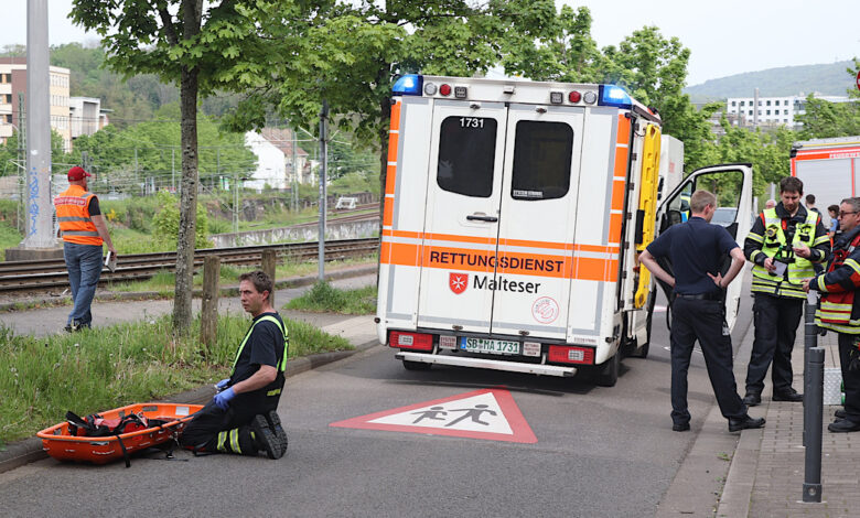 Nach Sturz Von Brücke – Frau Verstirbt Im Krankenhaus ...